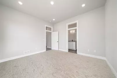 9890 Hawks Pointe Trail, Roscoe, IL 61073 - Photo 12