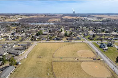 932 W 2nd Street, Byron, IL 61010 - Photo 44