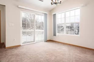 2530 Edgewood Dr, Beloit, WI 53511 - Photo 10