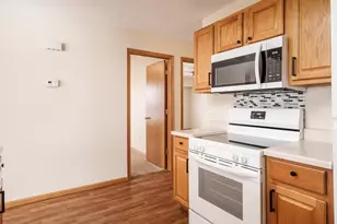 2530 Edgewood Dr, Beloit, WI 53511 - Photo 18