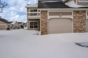 2530 Edgewood Dr, Beloit, WI 53511 - Photo 2