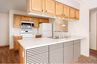 2530 Edgewood Drive, Beloit, WI 53511 - Photo 14