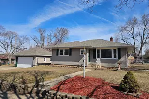 3612 Beach St, Rockford, IL 61108 - Photo 2