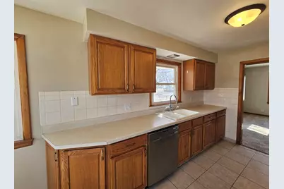 3612 Beach Street, Rockford, IL 61108 - Photo 6