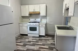 404-406 E Prospect Terrace, Freeport, IL 61032 - Photo 6