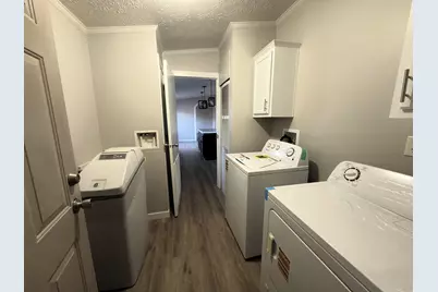 447 Seasons Parkway, Belvidere, IL 61008 - Photo 8