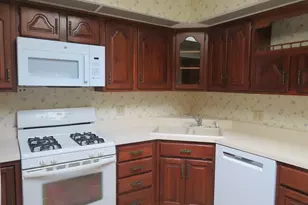 1541 La Cresta, Freeport, IL 61032 - Photo 8