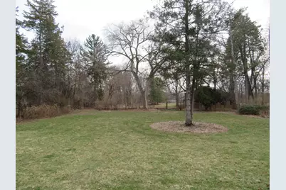 1541 La Cresta, Freeport, IL 61032 - Photo 24