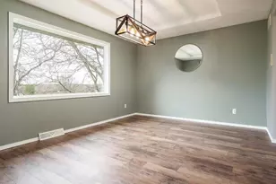 12192 Carberry Ln, Roscoe, IL 61073 - Photo 12