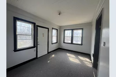 321 Albert Avenue, Rockford, IL 61101 - Photo 4