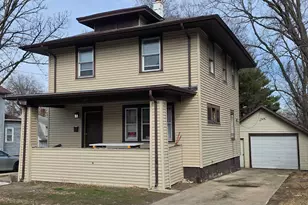 321 Albert Ave, Rockford, IL 61101 - Photo 1