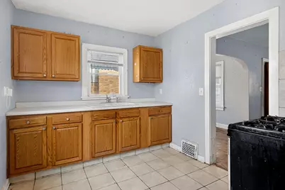 2823 Ridgeway Avenue, Rockford, IL 61101 - Photo 12