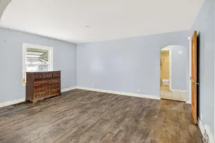 2823 Ridgeway Ave, Rockford, IL 61101 - Photo 10