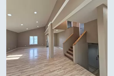 13439 Parkcrest Place, Roscoe, IL 61073 - Photo 6