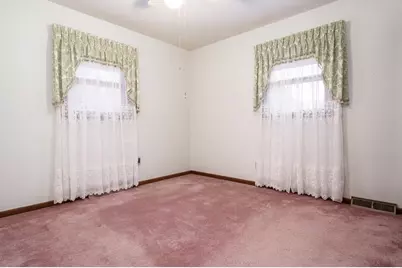 1110 Roxbury Close, Rockford, IL 61107 - Photo 18