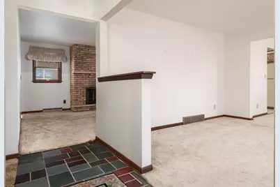 1110 Roxbury Close, Rockford, IL 61107 - Photo 20