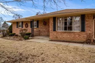 1110 Roxbury Close, Rockford, IL 61107 - Photo 34