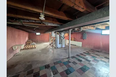 934 Jefferson Drive, Freeport, IL 61032 - Photo 12