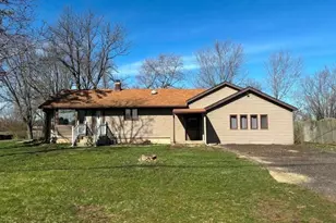 1982 N Meridian Rd, Rockford, IL 61101 - Photo 1