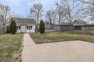 1615 15th Ave, Rockford, IL 61104 - Photo 34