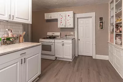 1235 S Court Street, Rockford, IL 61102 - Photo 32