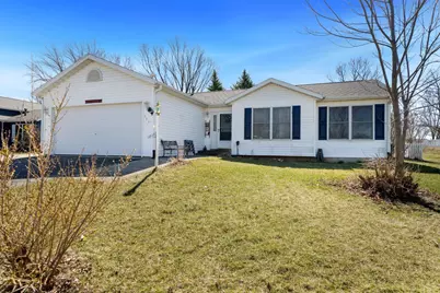 227 Meadow Drive, Orangeville, IL 61060 - Photo 2