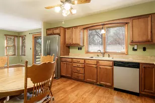 1626 Constitution Pl, Rockford, IL 61103 - Photo 16