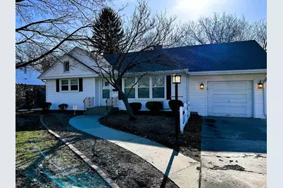 116 Calvin Park S Boulevard, Rockford, IL 61108 - Photo 1