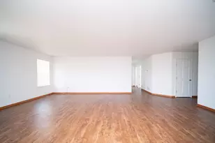 1102 Witbeck Dr, Belvidere, IL 61008 - Photo 4