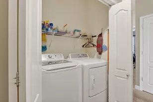 3721 Green Tree Ln, Dekalb, IL 60115 - Photo 20