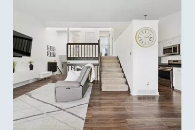 4657 High Point Drive #Unit 32, Rockford, IL 61114 - Photo 2