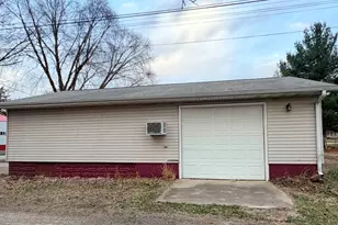 603 Iris St, Savanna, IL 61074 - Photo 32