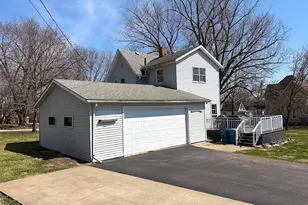 115 Calumet St, Savanna, IL 61074 - Photo 4