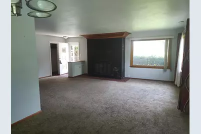 2040 Hillside Drive, Rockford, IL 61107 - Photo 2
