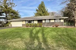 3231 Pepper Ct, Rockford, IL 61114 - Photo 1