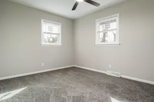 1317 Van Stone Dr, Machesney Park, IL 61115 - Photo 16