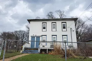 1105 N Horsman St, Rockford, IL 61101 - Photo 1