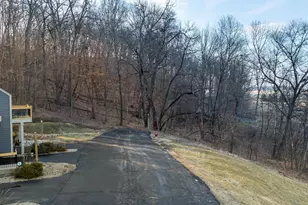 324 Territory Dr, Galena, IL 61036 - Photo 32