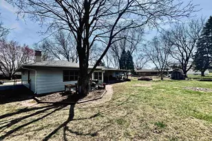 6135 Halverson Dr, Rockford, IL 61109 - Photo 36