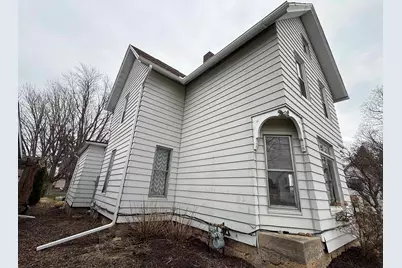 300 Holcomb Avenue, Milledgeville, IL 61051 - Photo 2