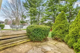 507 Goodling St, Winnebago, IL 61088 - Photo 6