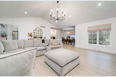 6667 Rolling Hedge Lane, Rockford, IL 61108 - Photo 8