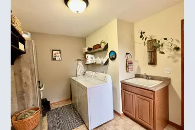 11370 Lindbergh Lane, Poplar Grove, IL 61065 - Photo 8