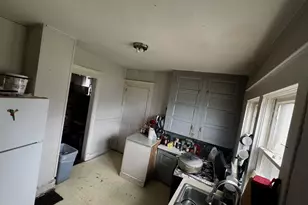 314 Underwood St, Rockford, IL 61101 - Photo 8