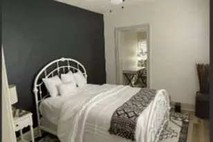 712 Seminary St, Rockford, IL 61104 - Photo 4