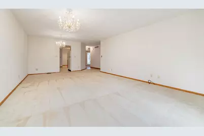 5036 Valley Pines Drive, Rockford, IL 61109 - Photo 8