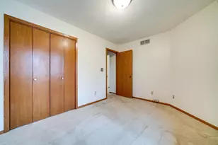 5036 Valley Pines Dr, Rockford, IL 61109 - Photo 24