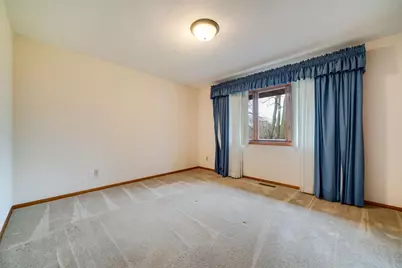 5036 Valley Pines Drive, Rockford, IL 61109 - Photo 20