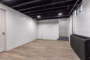 303 Gold River Ave, Rockford, IL 61102 - Photo 12