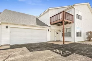 10184 Metalmark Ln, Roscoe, IL 61073 - Photo 1